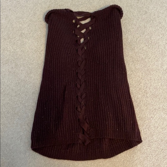 sweater - Picture 2 of 5